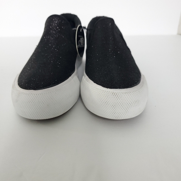 Alexis Bendel sparkling sneakers 6.5 - Picture 5 of 9